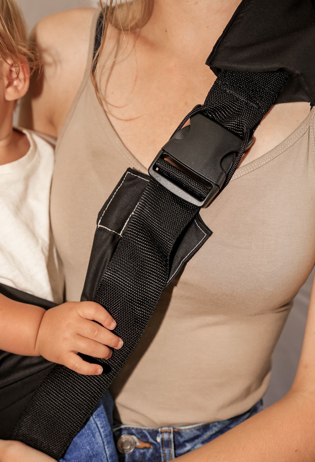 Cotton Janes Roo Sling in black