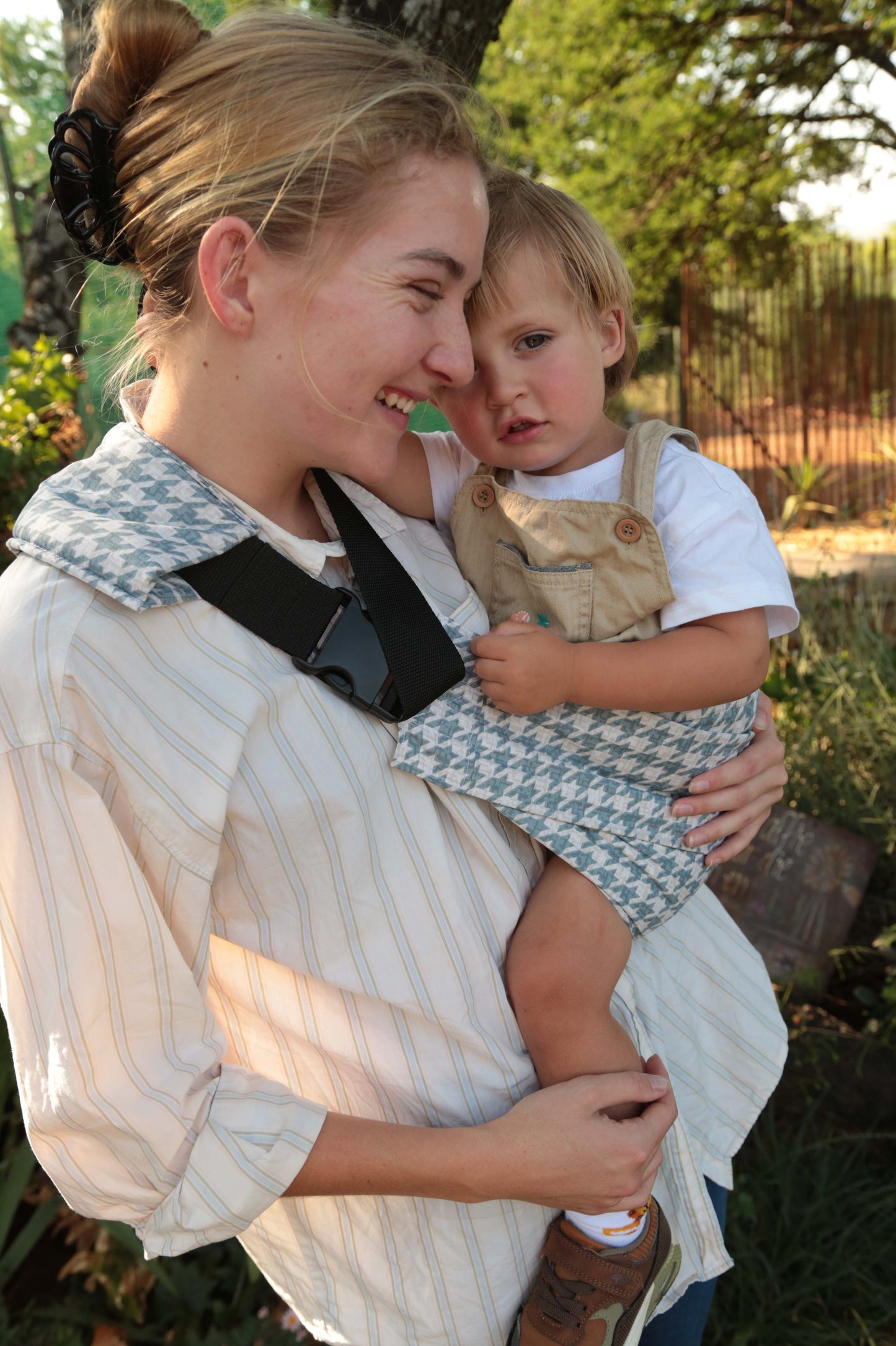 Geometric Blue Roo Sling