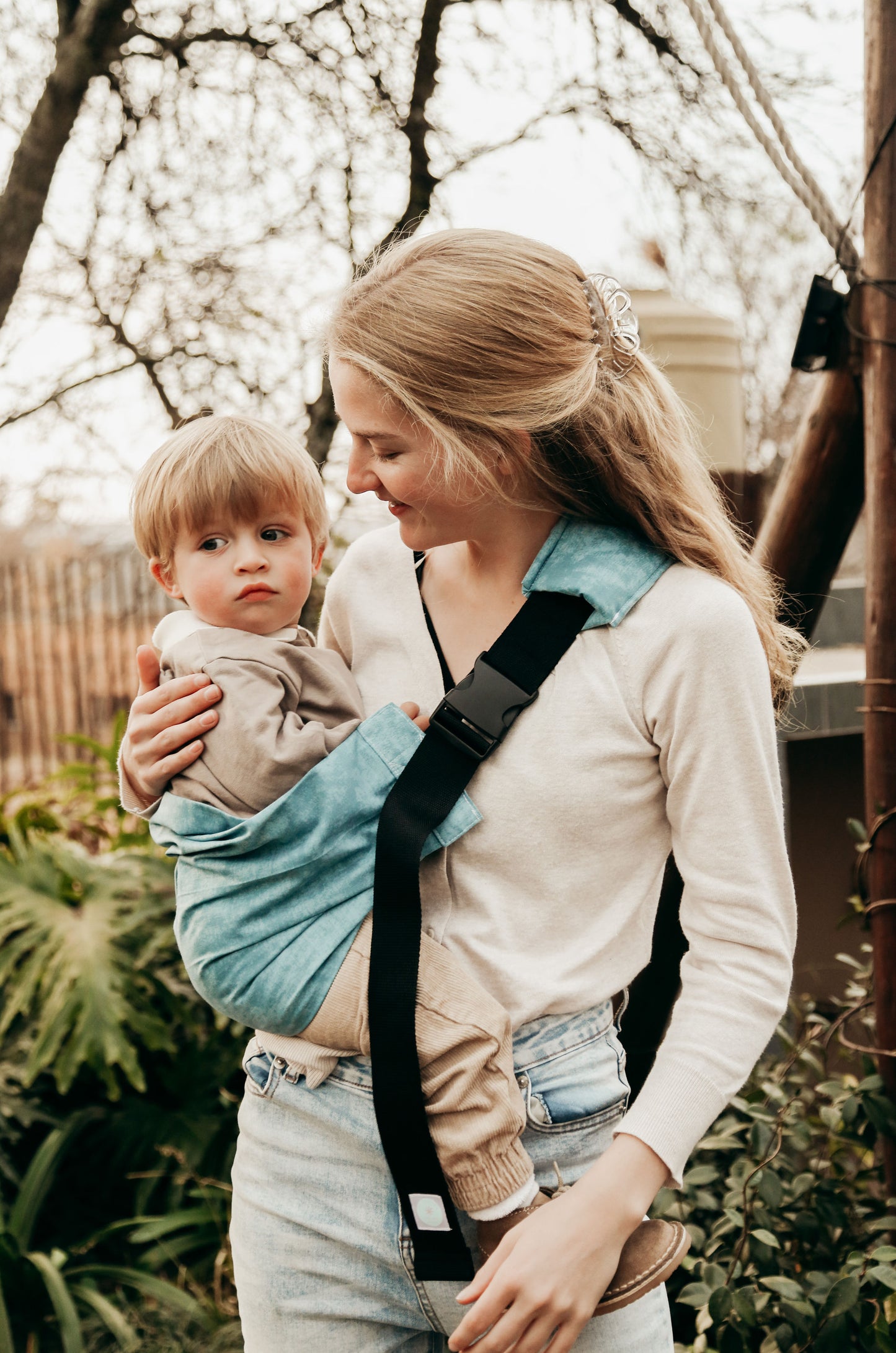 Roo Sling Marble Blue